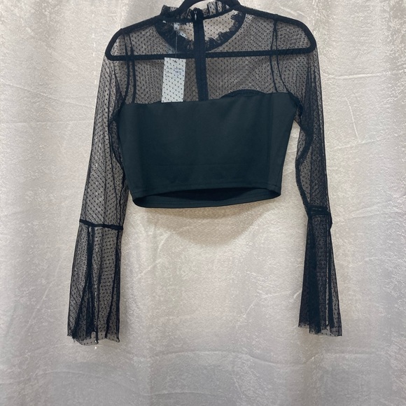 Cropped Sweetheart Mesh Top With Bell Sleeves - Picture 3 of 4